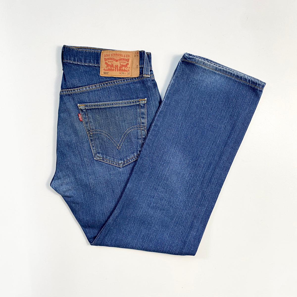 Levi's 501 W34 L30 – Red Cactus Vintage