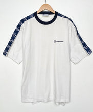 Load image into Gallery viewer, Sergio Tacchini T-shirt (L)