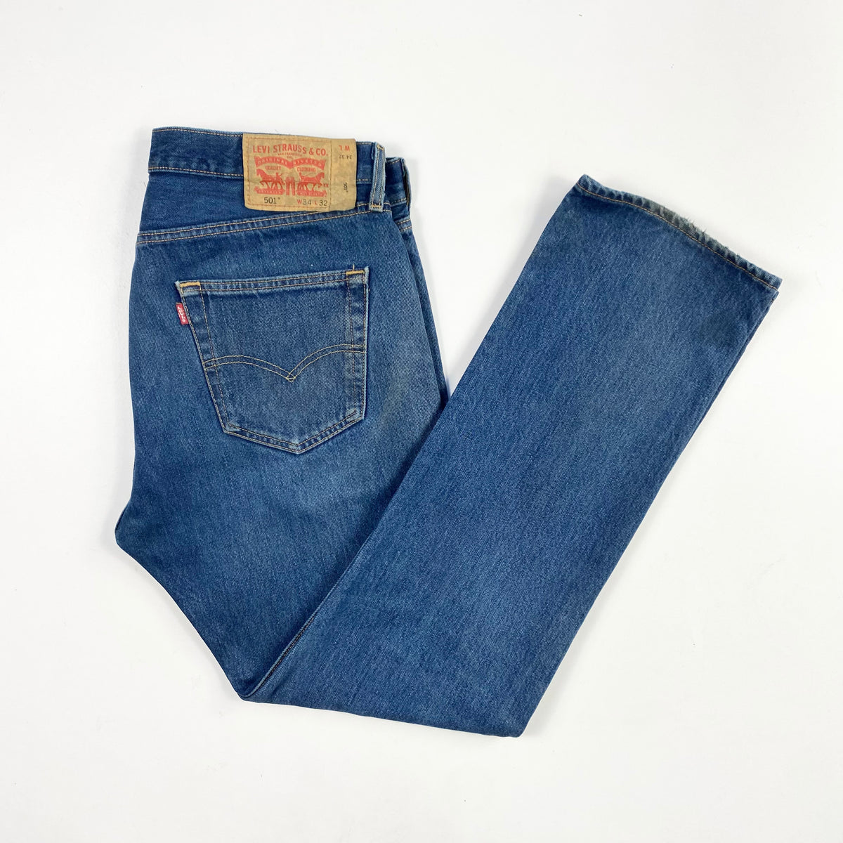 Levi s 501 W34 L32 Red Cactus Vintage