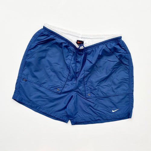00s Nike Shorts (M)