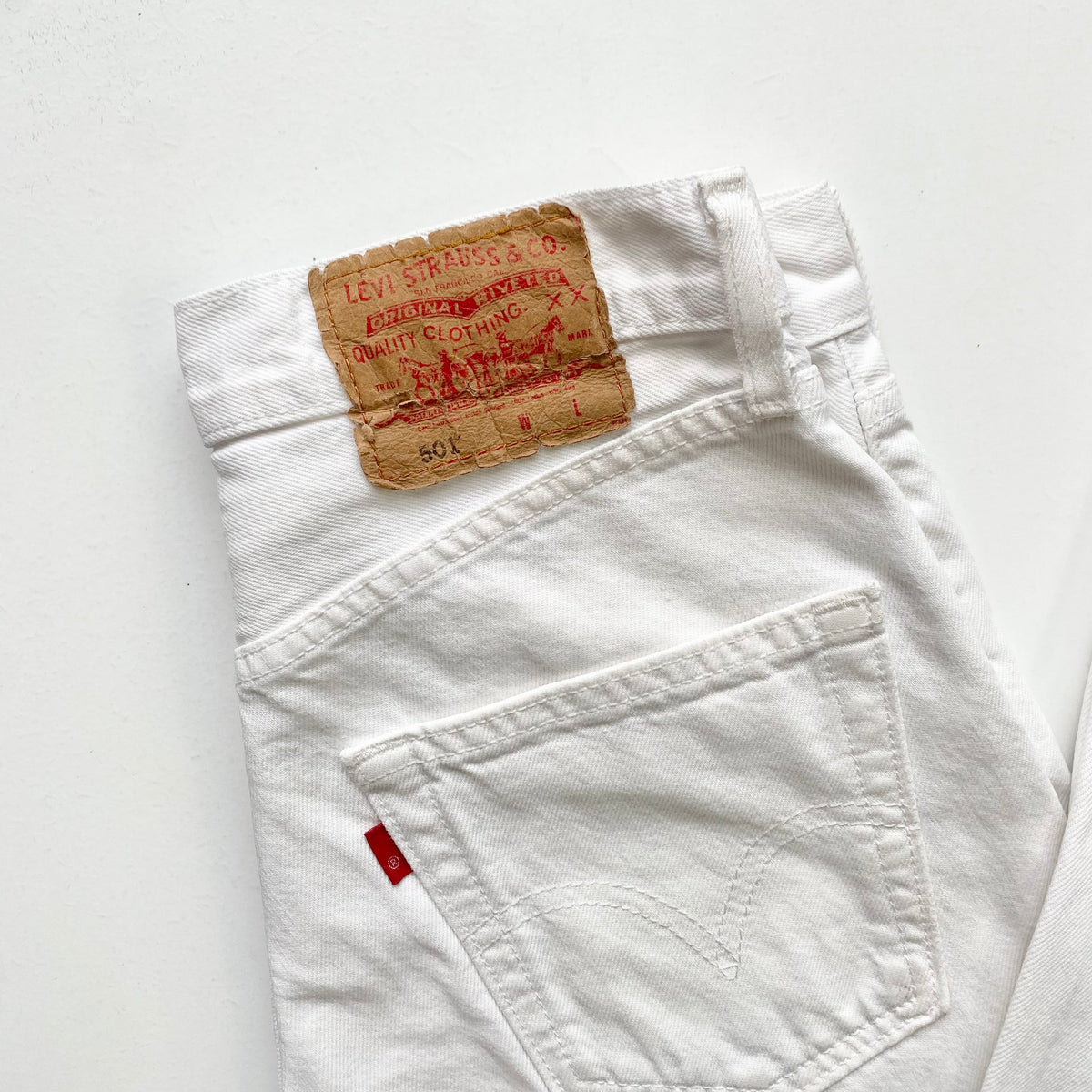 Levi's 501 W28 L30 – Red Cactus Vintage