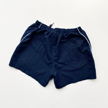 Load image into Gallery viewer, 00s Nike Shorts (M)