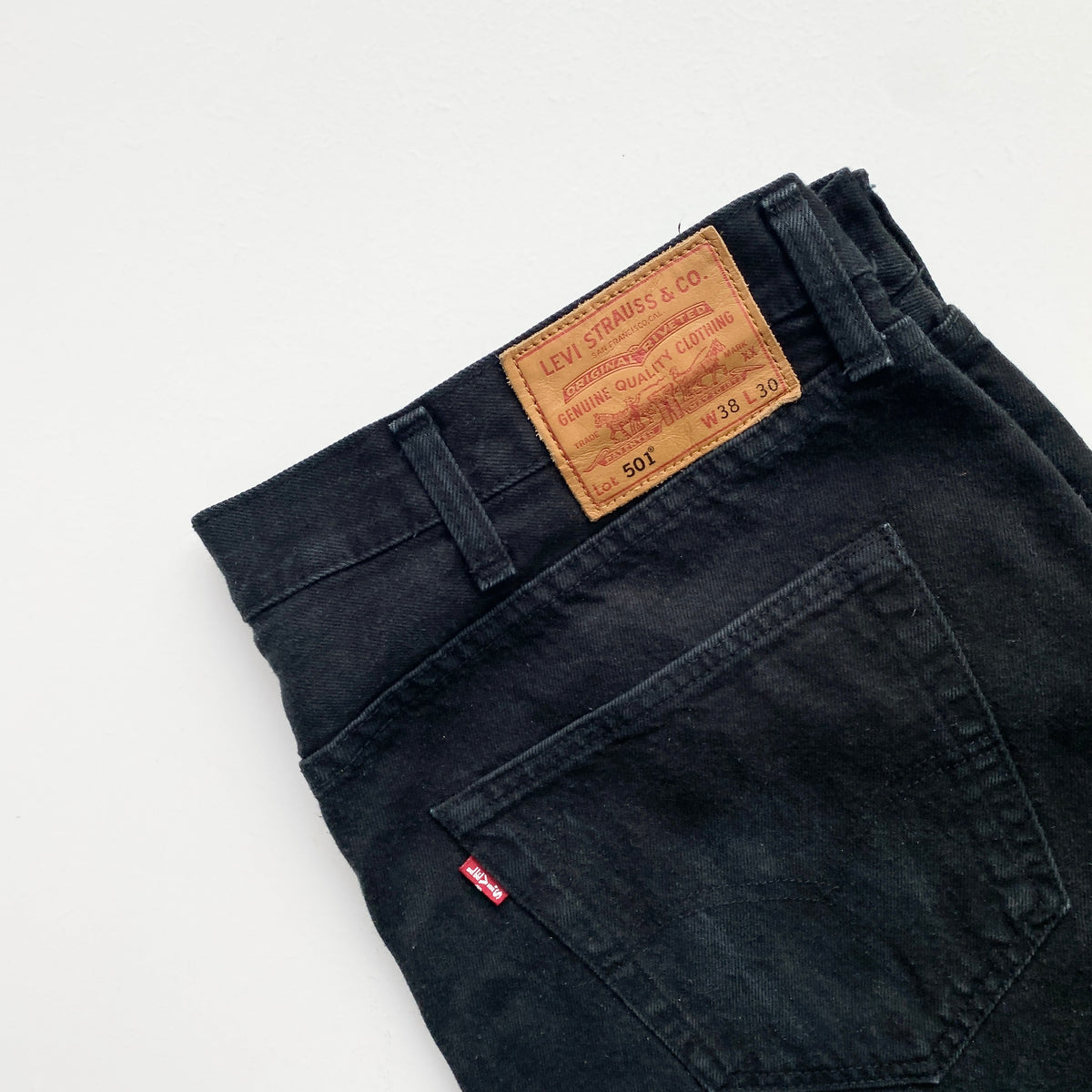 Levi's 501 W38 L30 – Red Cactus Vintage