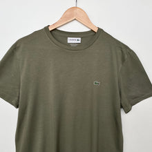 Load image into Gallery viewer, Lacoste T-shirt (M)