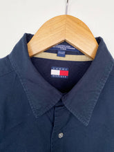 Load image into Gallery viewer, Tommy Hilfiger Shirt (M)