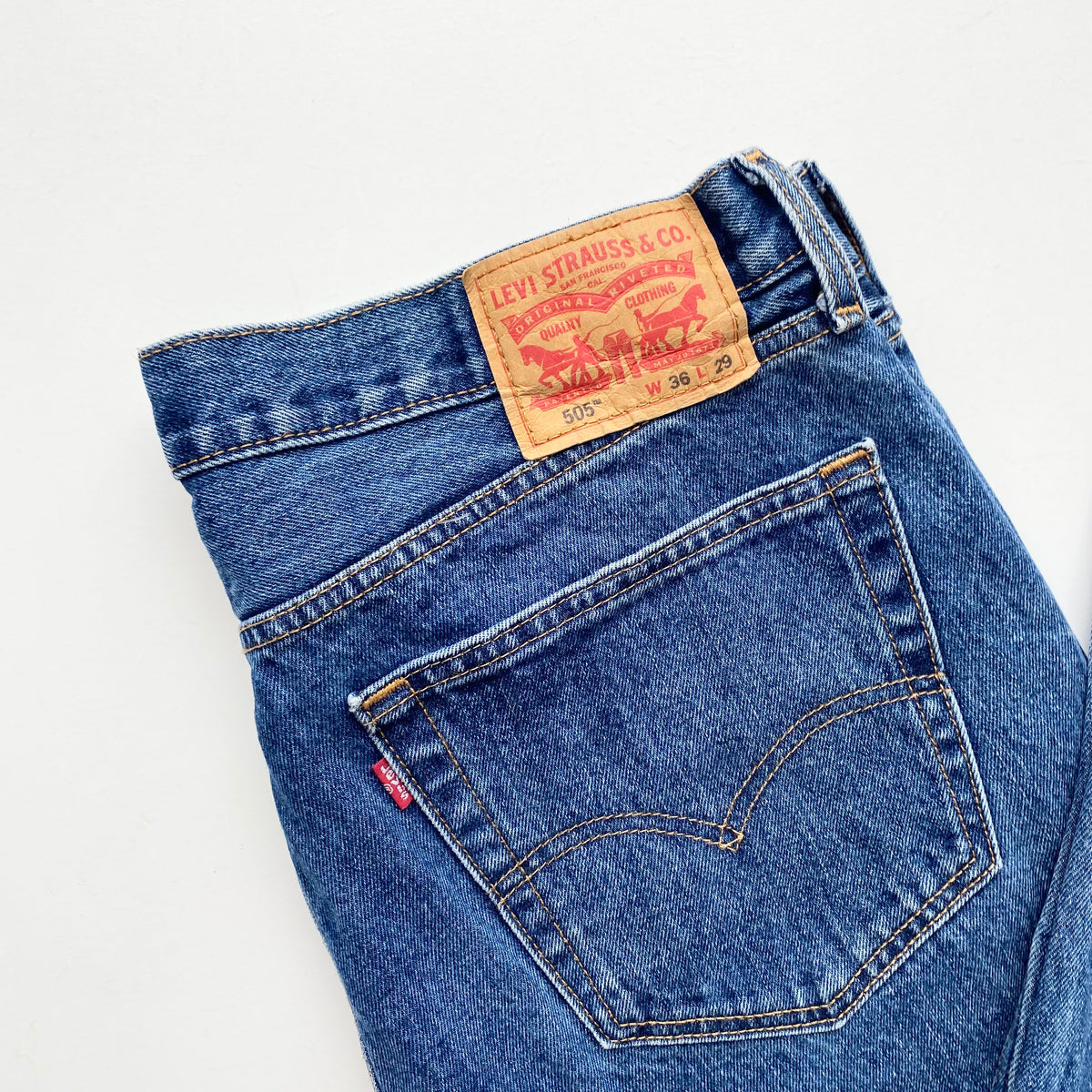 Levi's 505 W36 L29 – Red Cactus Vintage