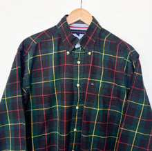 Load image into Gallery viewer, Tommy Hilfiger Check Shirt (M)