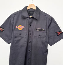 Load image into Gallery viewer, 90s Hard Rock Cafe Shirt (M)