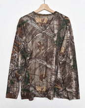 Load image into Gallery viewer, Camo Long Sleeve T-shirt (2XL)