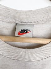 Load image into Gallery viewer, 90s Nike T-shirt (M)