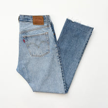 Load image into Gallery viewer, Women’s Levi’s 501 W29 L30