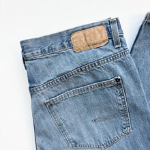 Load image into Gallery viewer, Calvin Klein Jeans W34 L30