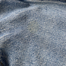 Load image into Gallery viewer, 90s Wrangler Denim Shorts W30