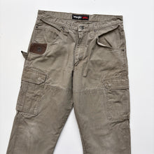 Load image into Gallery viewer, Wrangler Cargos W33 L34