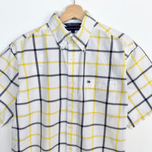 Load image into Gallery viewer, Tommy Hilfiger Shirt (M)