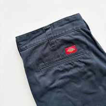 Load image into Gallery viewer, Dickies W30 L32