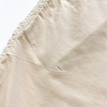 Load image into Gallery viewer, 00s Nike Shorts (S)