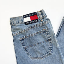 Load image into Gallery viewer, 90s Tommy Hilfiger Jeans W34 L34