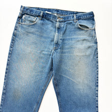 Load image into Gallery viewer, Carhartt Jeans W42 L28