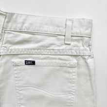 Load image into Gallery viewer, Women’s 90s Lee Denim Shorts W28