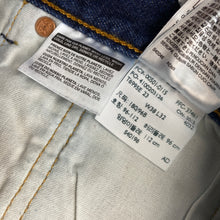 Load image into Gallery viewer, Levi’s 501 W38 L32