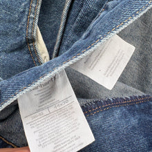 Load image into Gallery viewer, Carhartt Jeans W44 L30