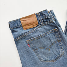 Load image into Gallery viewer, Levi’s 505 W36 L30