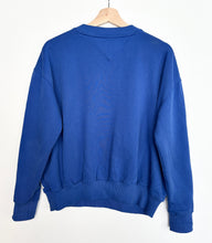 Load image into Gallery viewer, Tommy Hilfiger Sweatshirt (XS)