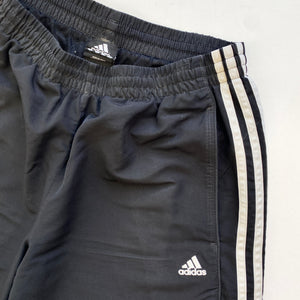 00s Adidas Shorts (M)