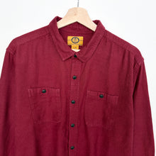 Load image into Gallery viewer, Flannel Shirt (L)