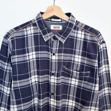 Load image into Gallery viewer, Tommy Hilfiger Check Shirt (XL)