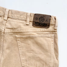 Load image into Gallery viewer, 90s Wrangler Denim Shorts W34