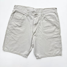 Load image into Gallery viewer, 90s Wrangler Denim Shorts W36