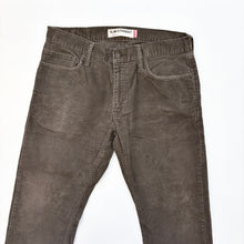 Load image into Gallery viewer, Levi’s 514 Cords W34 l30