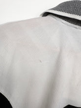 Load image into Gallery viewer, 90s Umbro Polo (L)