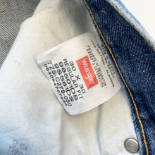 Load image into Gallery viewer, Wrangler Jeans W30 L30