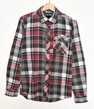 Load image into Gallery viewer, Flannel shirt (S)
