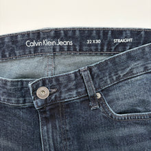 Load image into Gallery viewer, Calvin Klein Jeans W32 L30