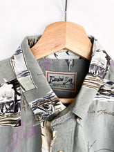 Load image into Gallery viewer, 90s Crazy Print Shirt (2XL)