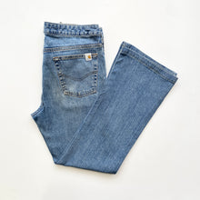 Load image into Gallery viewer, Women’s Carhartt Jeans W32 L30