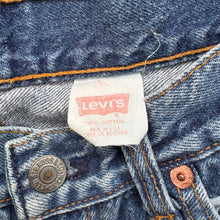 Load image into Gallery viewer, 90s Levi’s W22 L31