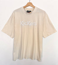 Load image into Gallery viewer, Kickers T-shirt (L)