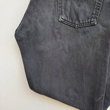 Load image into Gallery viewer, 90s Levi’s Jeans W28 L30