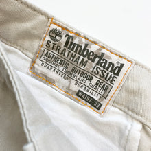 Load image into Gallery viewer, Timberland Shorts W33