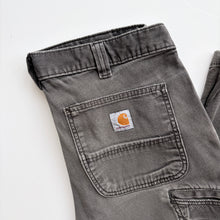 Load image into Gallery viewer, Carhartt Jeans W32 L26