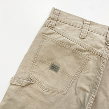 Load image into Gallery viewer, Wrangler Carpenter Jorts W34