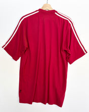 Load image into Gallery viewer, 90s Adidas T-shirt (M)