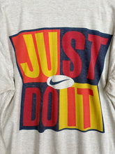 Load image into Gallery viewer, 90s Nike T-shirt (M)