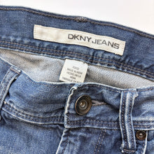 Load image into Gallery viewer, 00s DKNY Jeans W30 L32