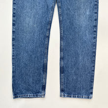 Load image into Gallery viewer, Wrangler Jeans W36 L32
